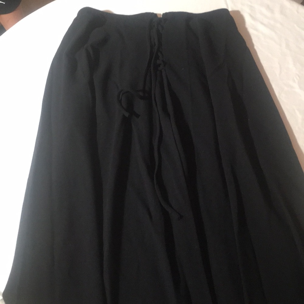 Black long skirt